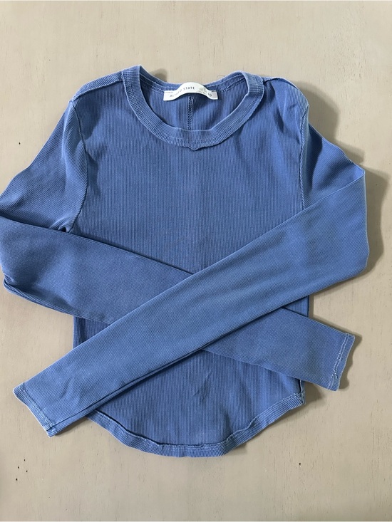 Altar'd State Other - Altar'd State Blue Ribbed Long Sleeve Top Seam Back - XXS - Like New